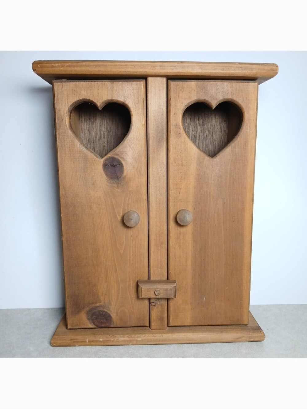 Vintage Wood Cut-Out Heart Cabinet Trinket Shelf Wall Decor Cottagecore Country